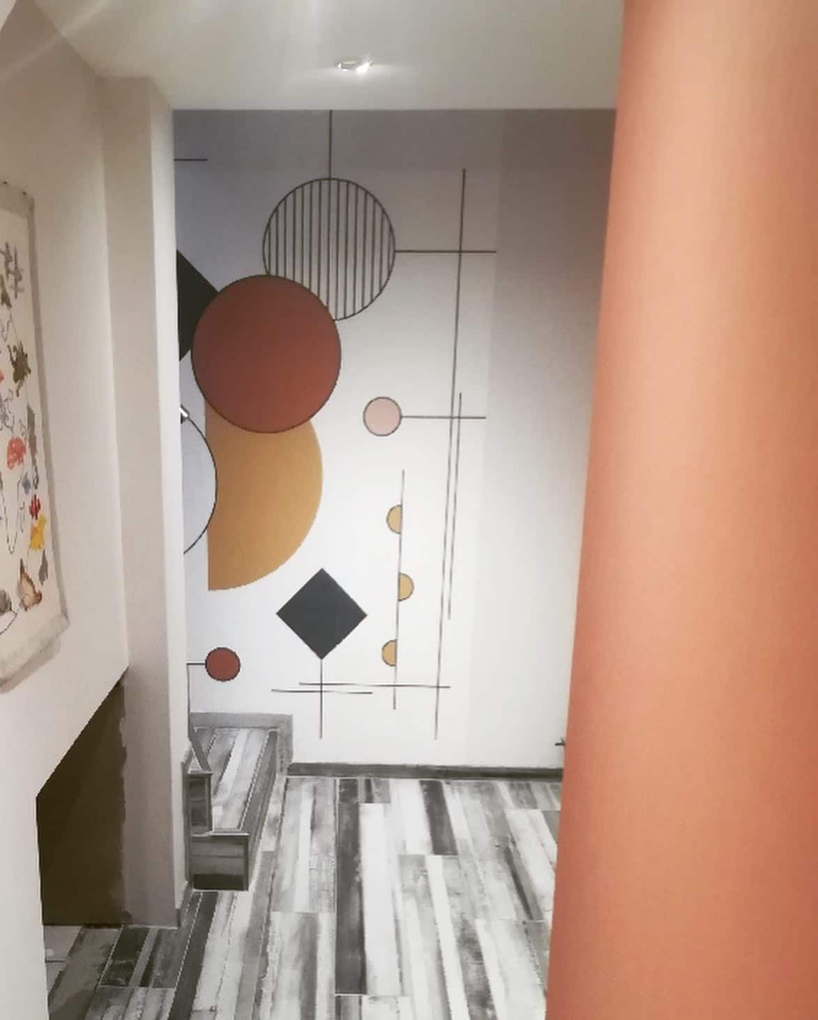 panoramique mural dans cage d'escalier