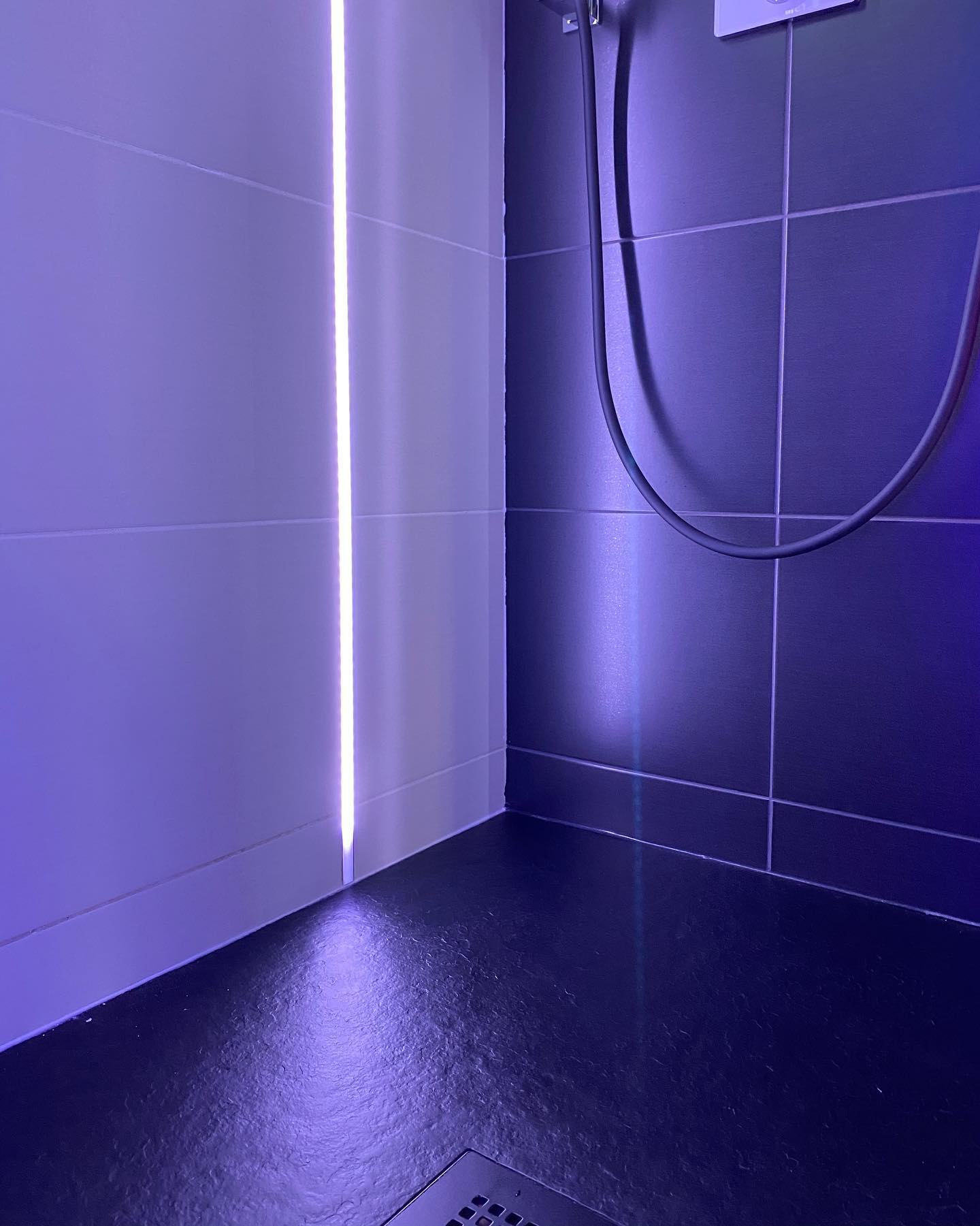 receveur de douche noir ardoise